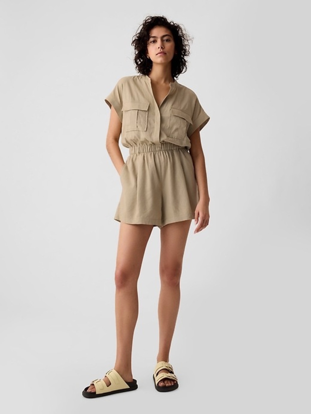 NWT Gap Linen Blend Short Sleeve Utility Romper Beige Khaki Size XS